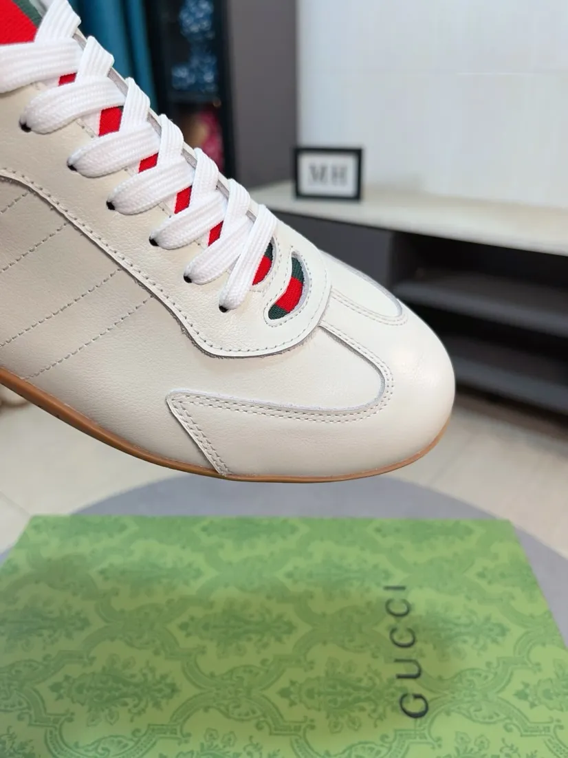 Men's shoes 💰458🌹🌹[GUCCI] Gucci's new lace-up casual men's shoes are on the market first, and the materials and workmanship are superior to all versions on the market. The highest quality shipped first-layer cowhide with imported original perforated materials➕Genuine leather lining, privately molded soft outsole, high foot comfort, imported special materials highlight the brand's unique charm, high-end customization 38-44